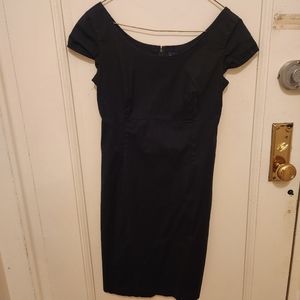 Gap Cap Sleeved Black Dress size 2